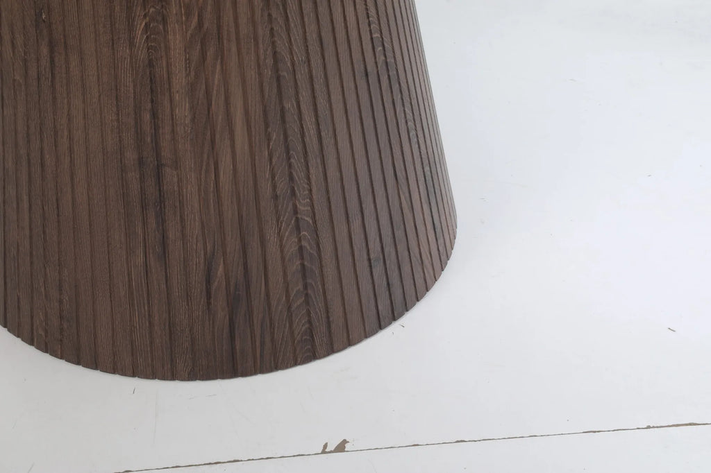 Mocha rundt spisebord Ø120 cm i eik