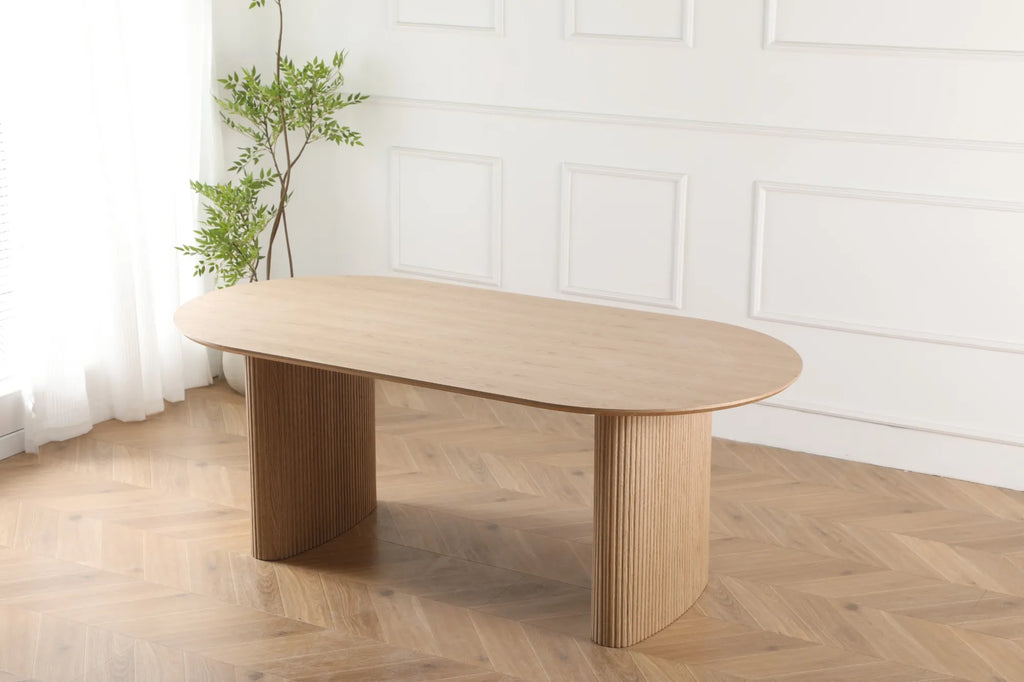 Leo ovalt spisebord 200 cm i eik